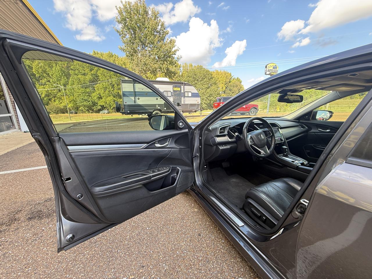 Honda Civic Sedan Touring CVT 2018