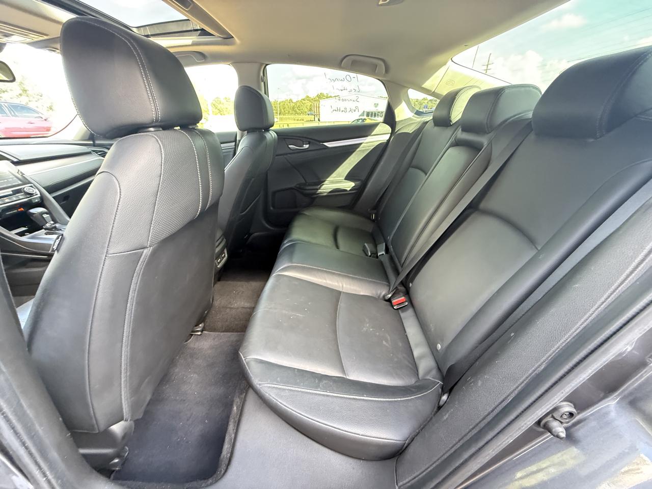 Honda Civic Sedan Touring CVT 2018