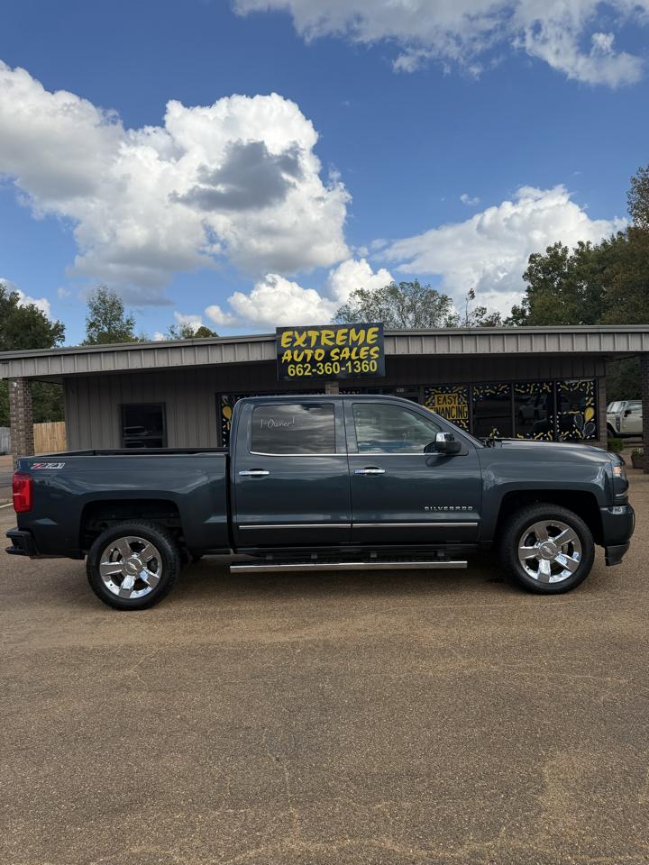 Chevrolet Silverado 1500 4WD Crew Cab 143.5" LTZ w/2LZ 2017