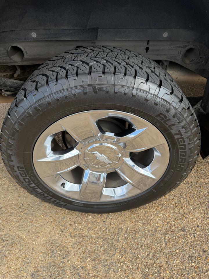 Chevrolet Silverado 1500 4WD Crew Cab 143.5" LTZ w/2LZ 2017