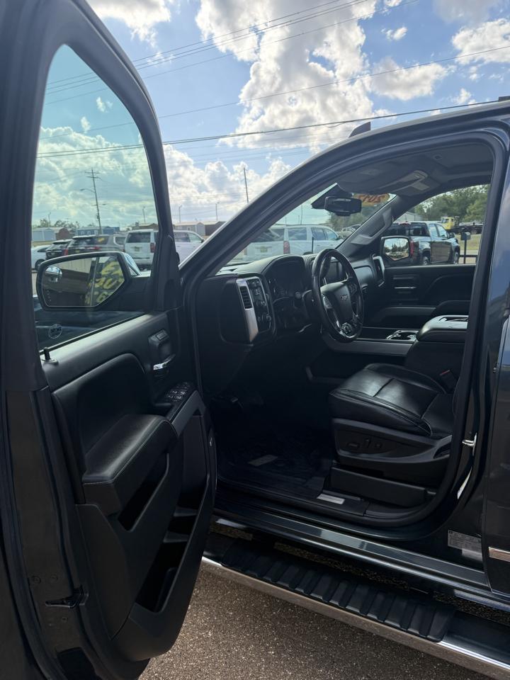 Chevrolet Silverado 1500 4WD Crew Cab 143.5" LTZ w/2LZ 2017