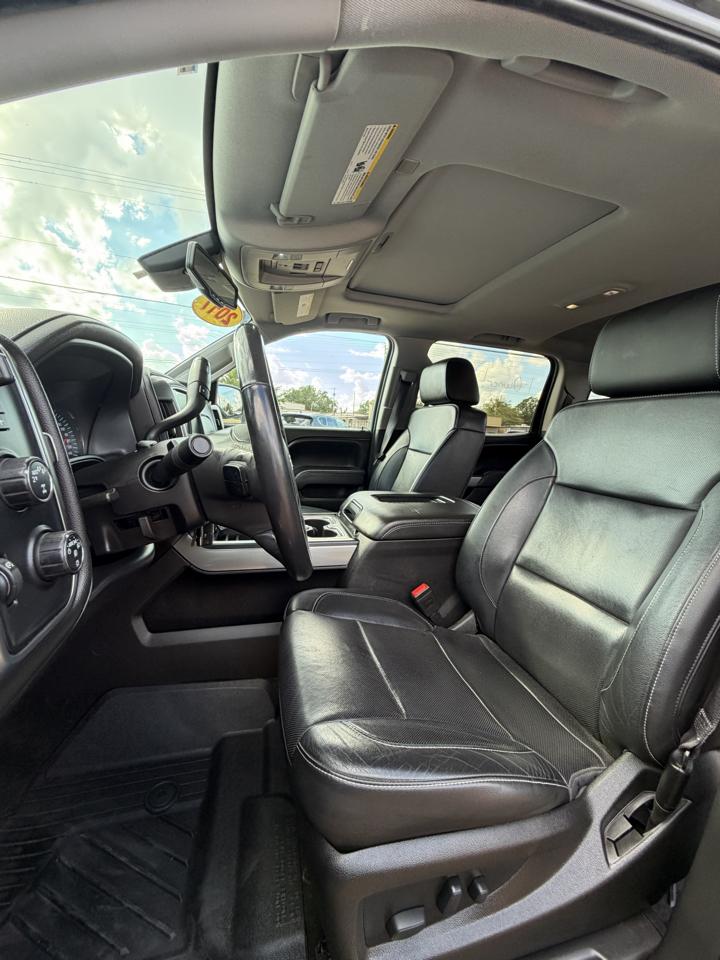 Chevrolet Silverado 1500 4WD Crew Cab 143.5" LTZ w/2LZ 2017
