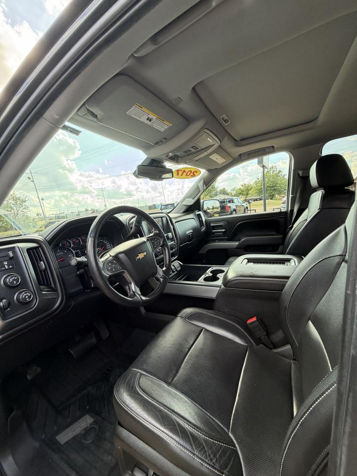 Chevrolet Silverado 1500 4WD Crew Cab 143.5" LTZ w/2LZ 2017
