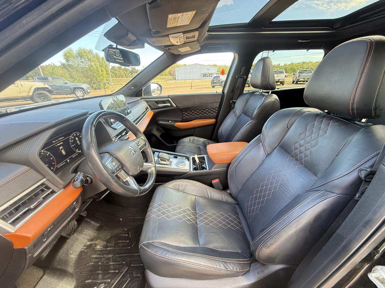 Mitsubishi Outlander SEL FWD 2022