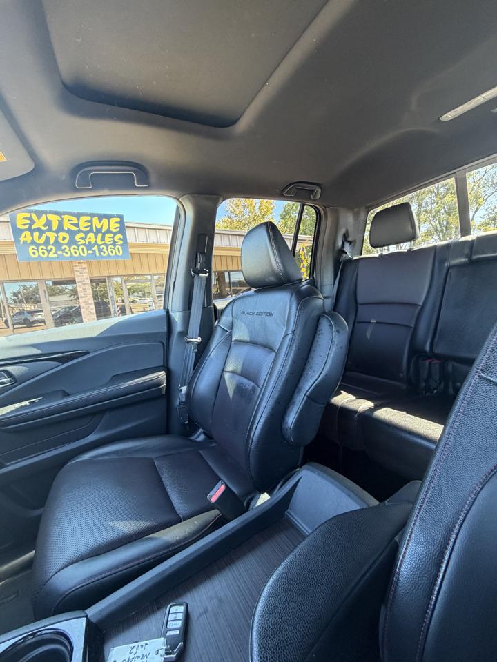 Honda Ridgeline Black Edition 4x4 Crew Cab 5.3' Bed 2017