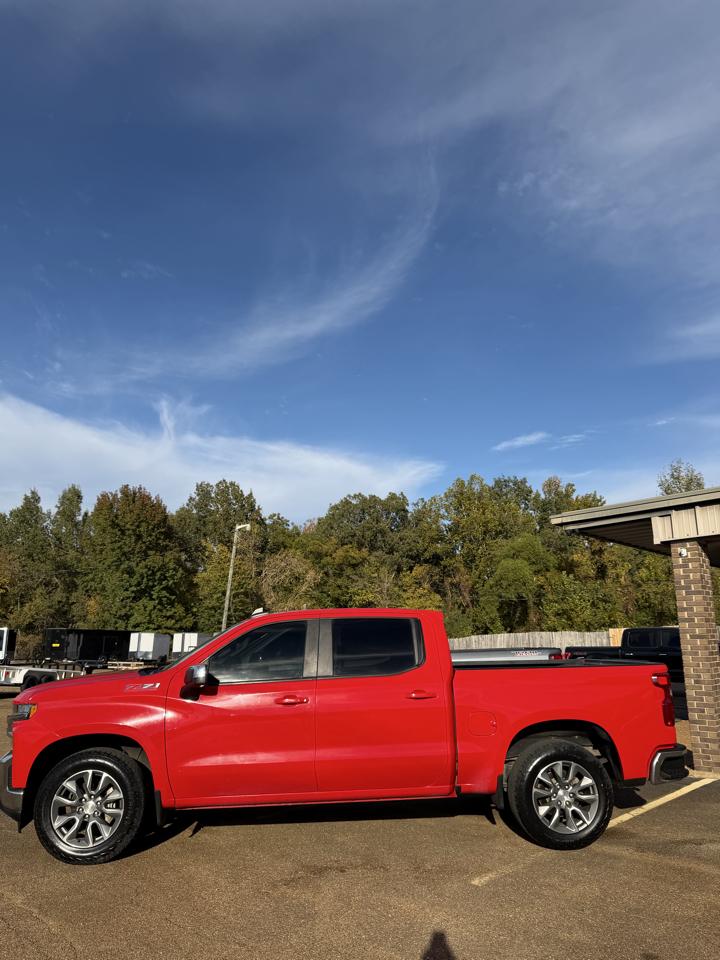 Chevrolet SILVERADO  2022