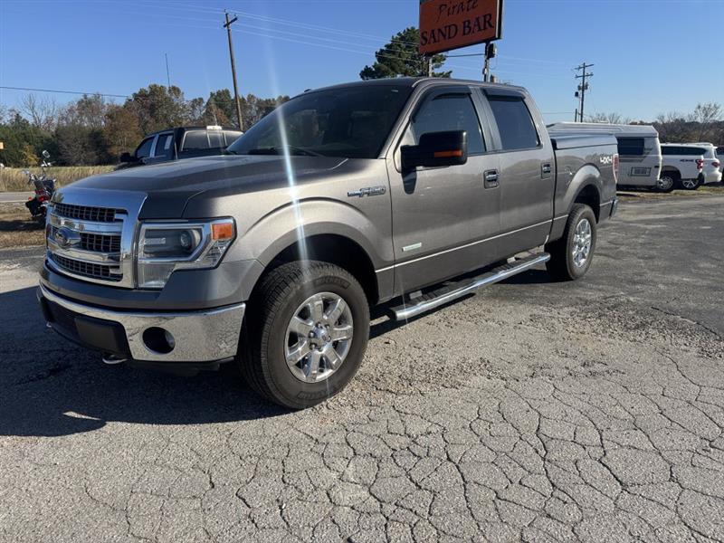 2014 Ford F-150 XL SuperCrew 5.5-ft. Bed 4WD