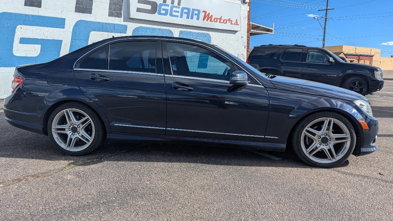 Mercedes-Benz C-Class C300 4MATIC Sport Sedan 2010