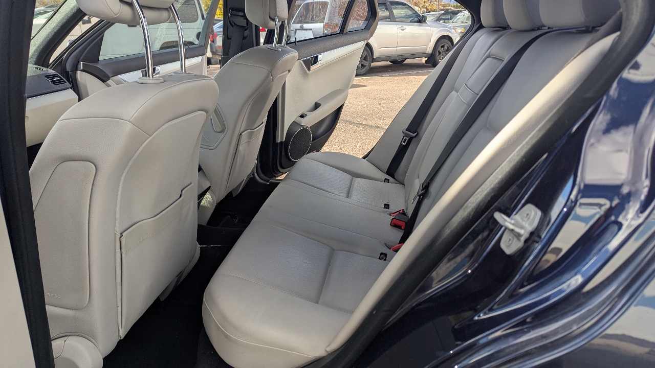 Mercedes-Benz C-Class C300 4MATIC Sport Sedan 2010