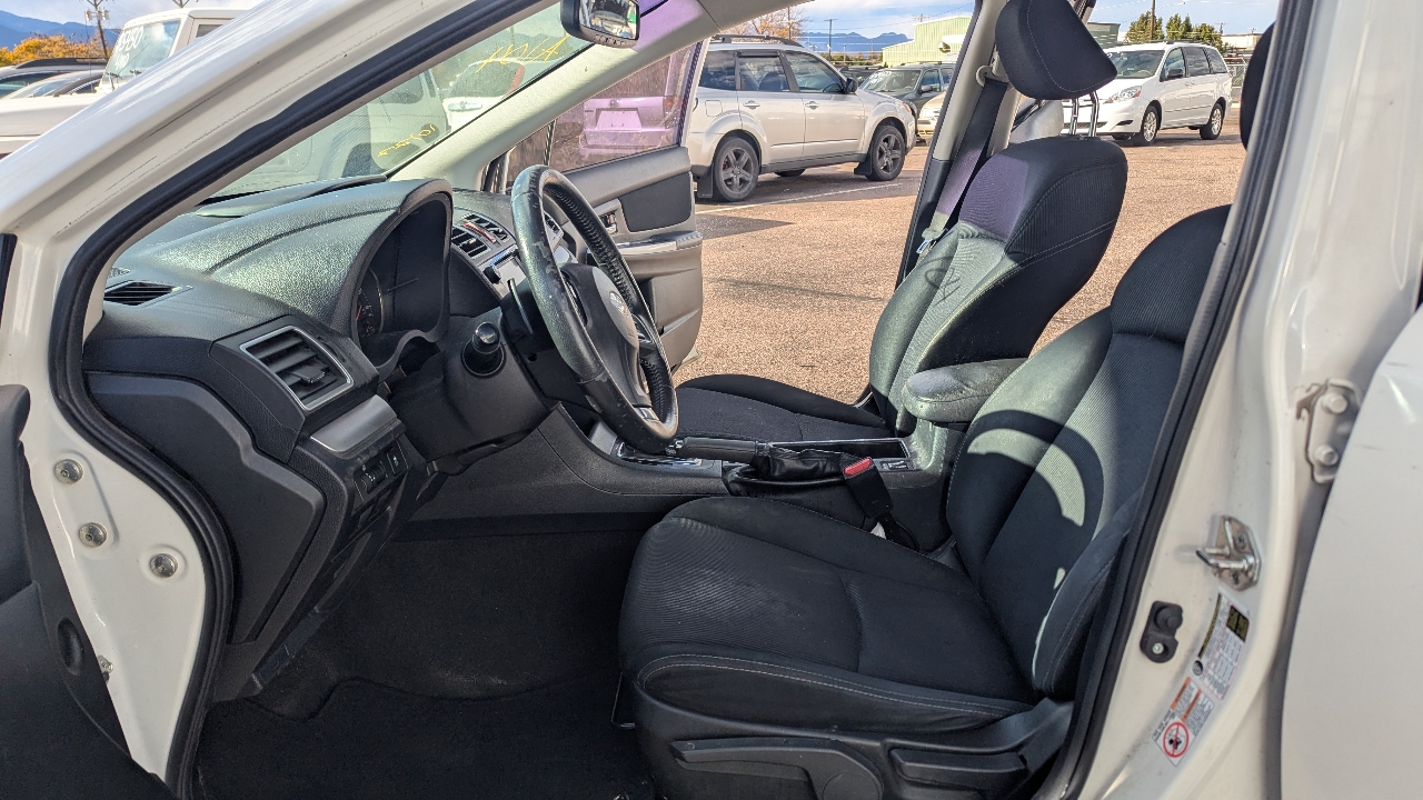 Subaru Impreza 2.0i Sport Premium PZEV CVT 5-Door 2015