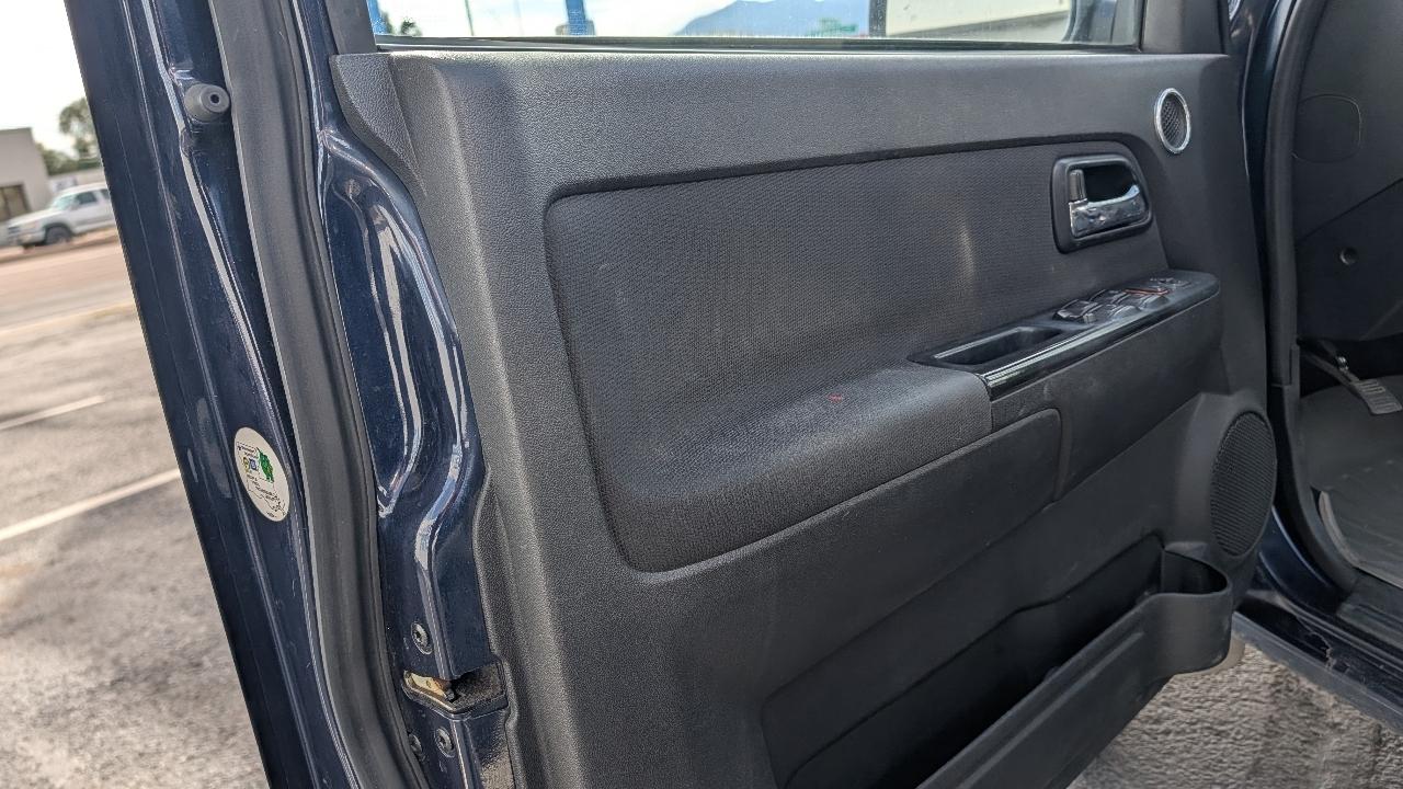 Chevrolet Colorado photo 14