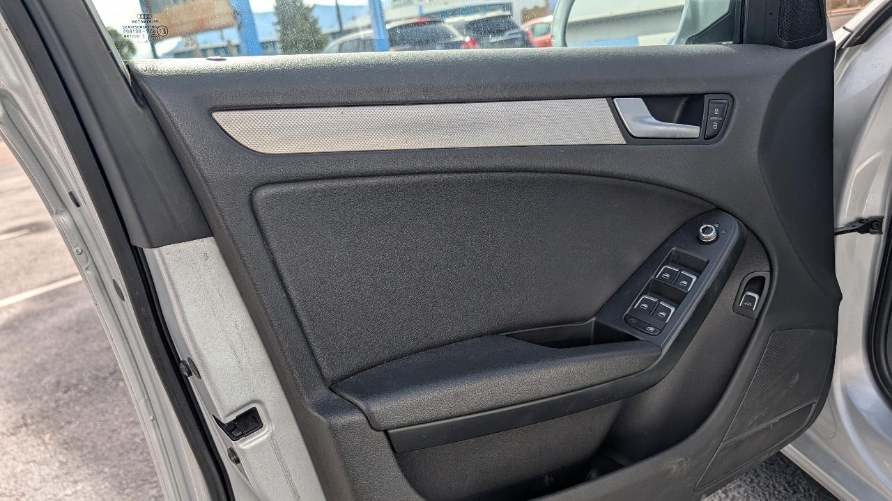 Audi A4 photo 16