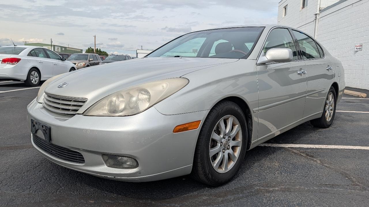 Lexus ES photo 7