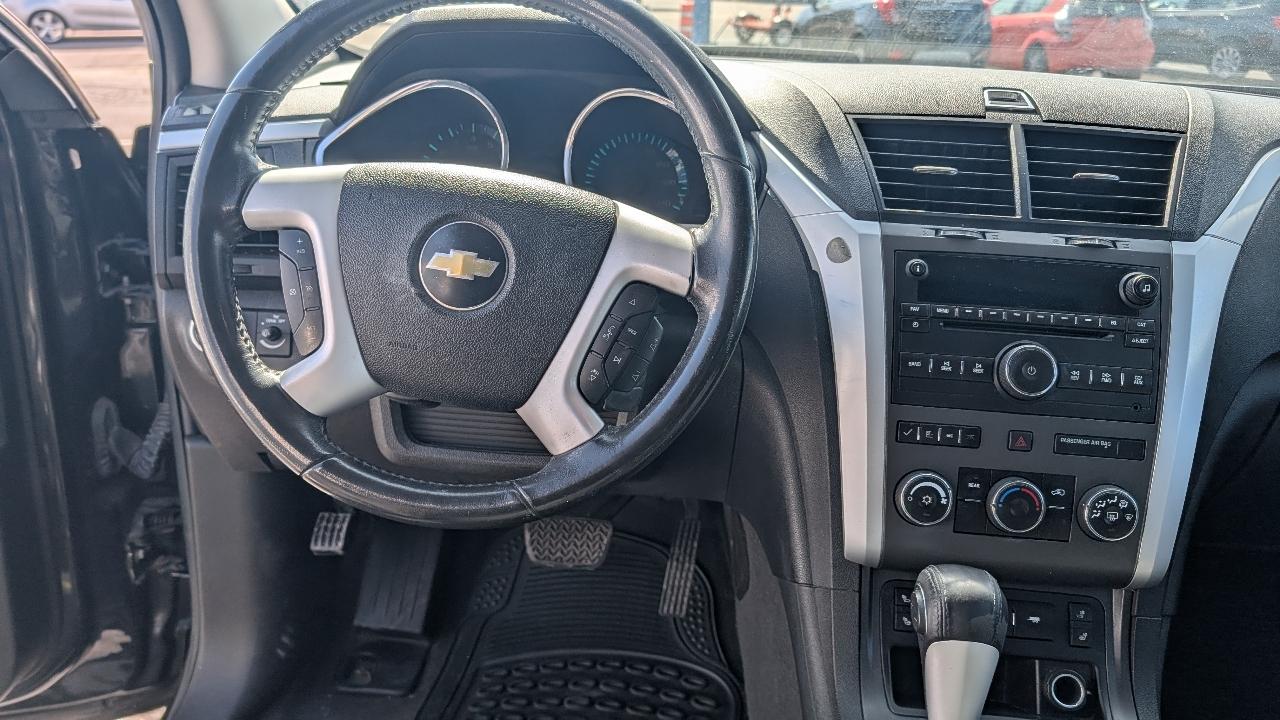 Chevrolet Traverse photo 8