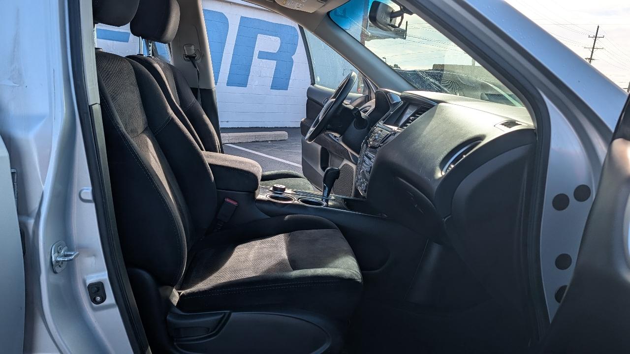Nissan Pathfinder photo 15