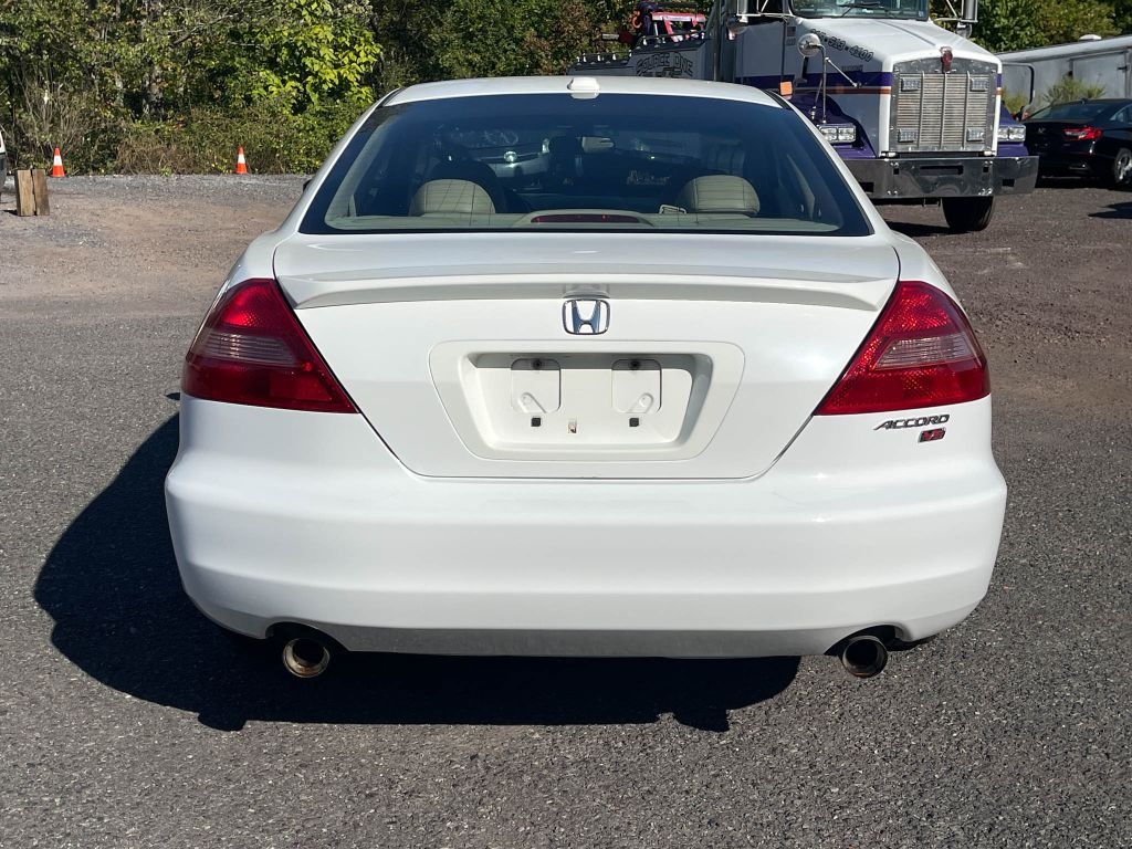 2005 Honda Accord EX-L photo 4