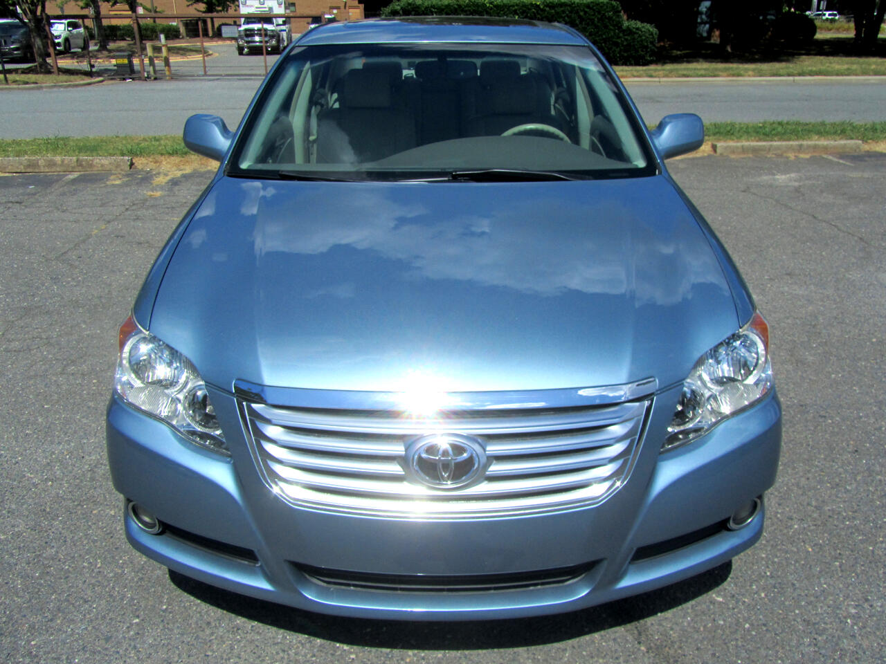 2008 Toyota Avalon XLS photo 5