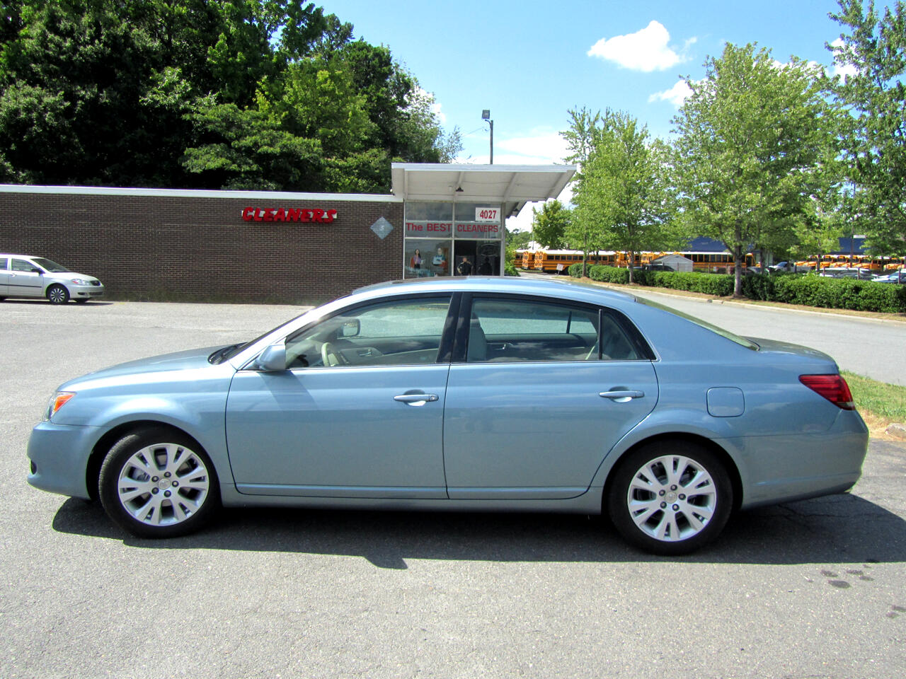 2008 Toyota Avalon XLS photo 7