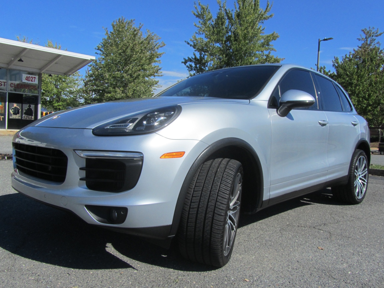 2016 Porsche Cayenne S photo 4