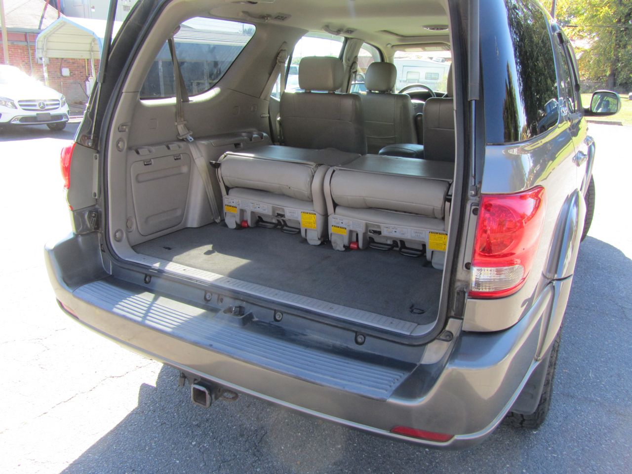 Toyota Sequoia SR5 4WD 2006 Toyota Sequoia SR5 4WD 2006