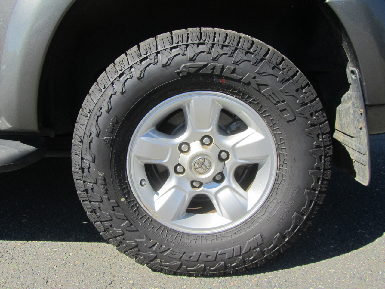 Toyota Sequoia SR5 4WD 2006 Toyota Sequoia SR5 4WD 2006