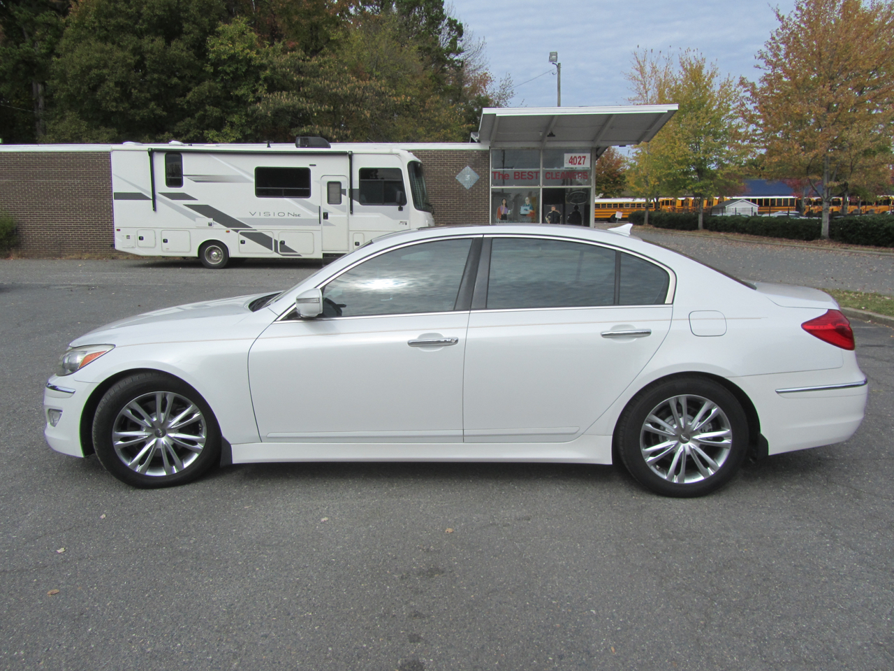 Hyundai Genesis 3.8L 2012 Hyundai Genesis 3.8L 2012
