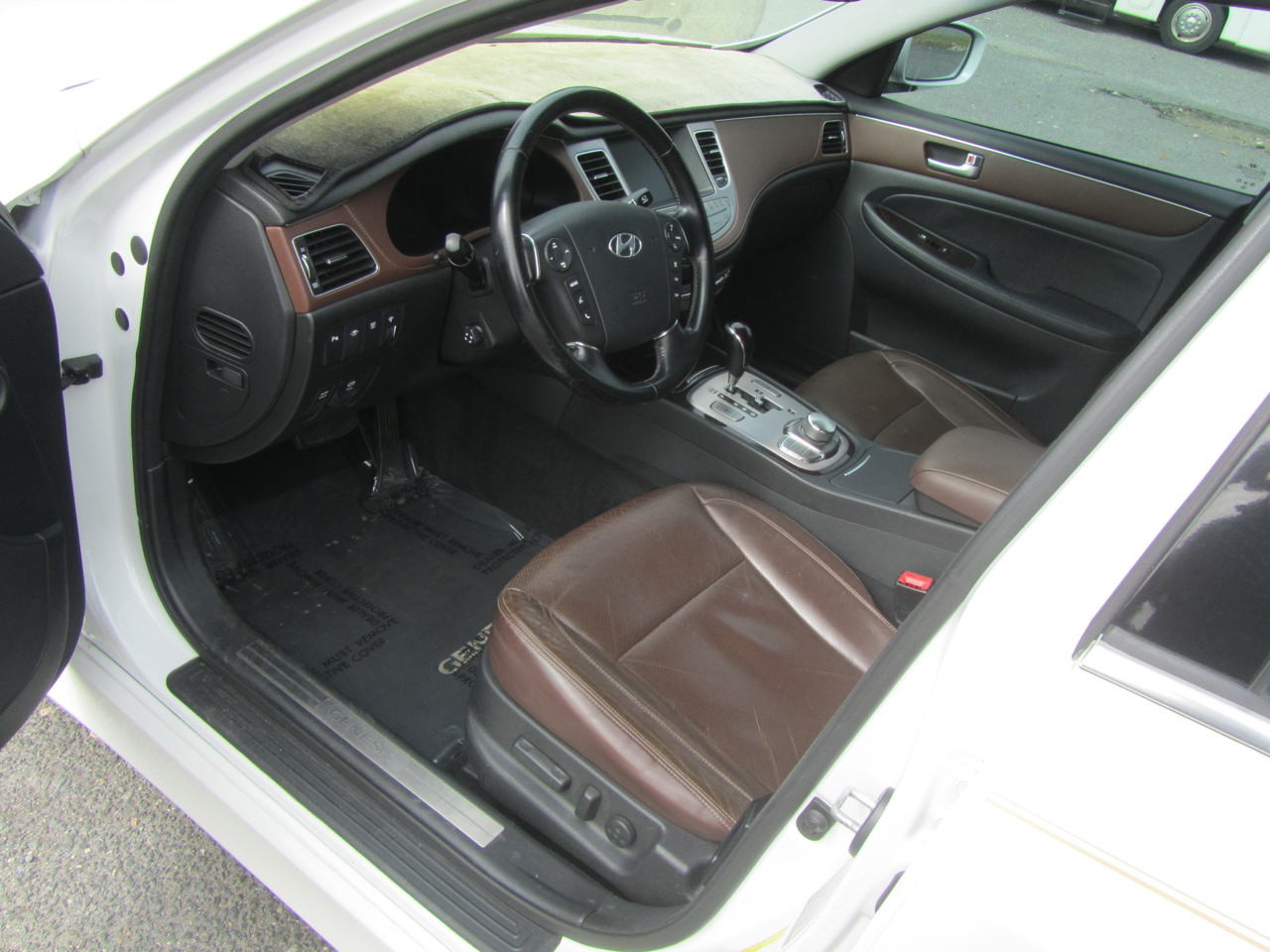 Hyundai Genesis 3.8L 2012 Hyundai Genesis 3.8L 2012