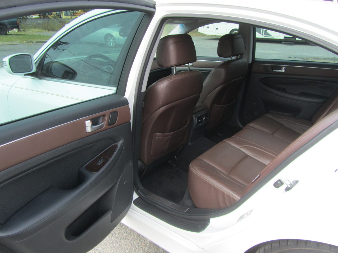 Hyundai Genesis 3.8L 2012 Hyundai Genesis 3.8L 2012