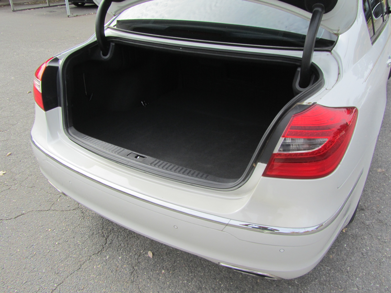 Hyundai Genesis 3.8L 2012 Hyundai Genesis 3.8L 2012