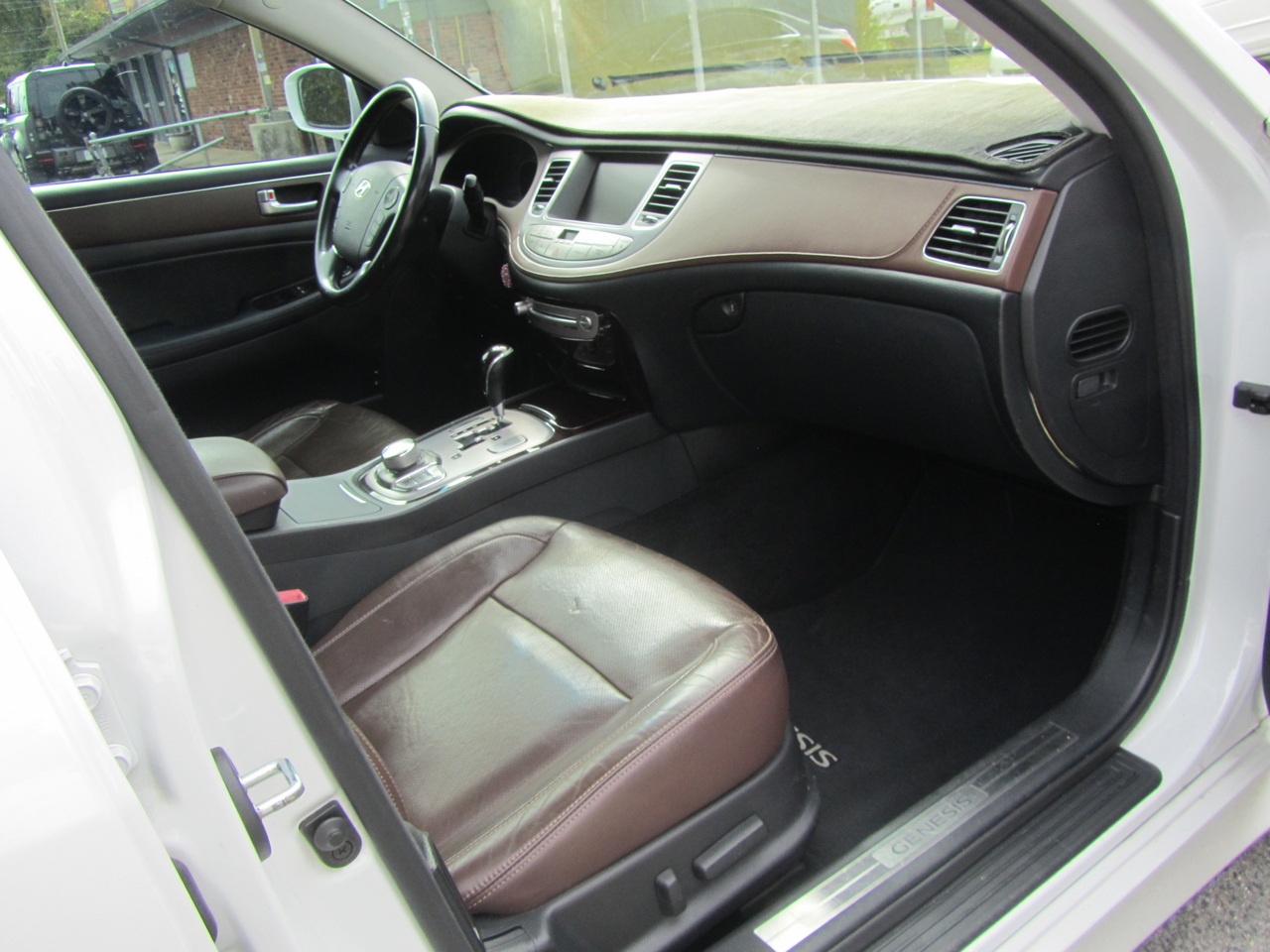 Hyundai Genesis 3.8L 2012 Hyundai Genesis 3.8L 2012