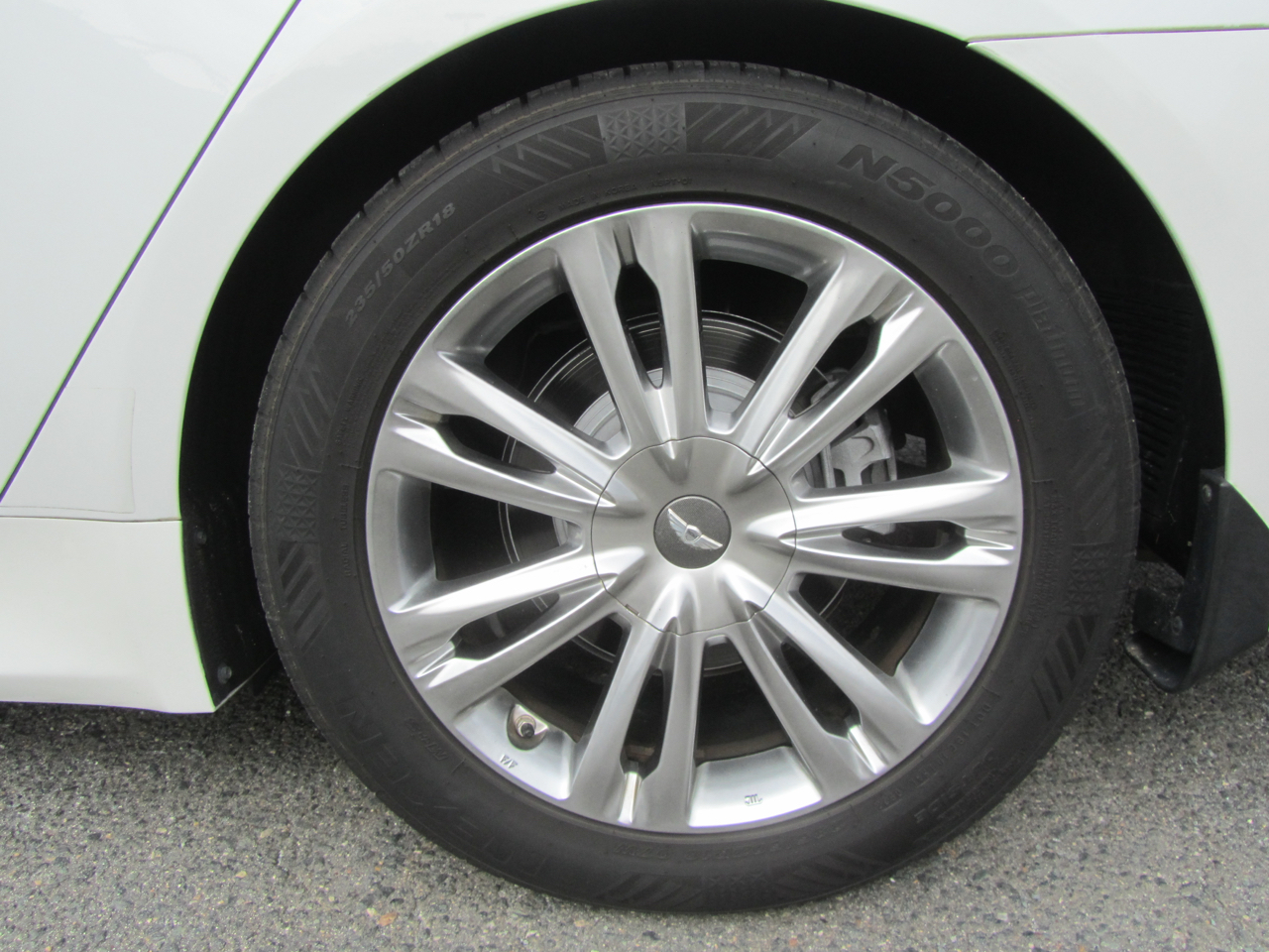 Hyundai Genesis 3.8L 2012 Hyundai Genesis 3.8L 2012