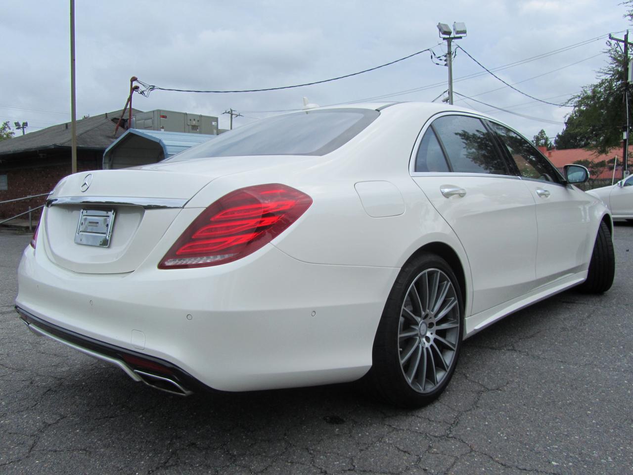 Mercedes-Benz S-Class S550 2015
