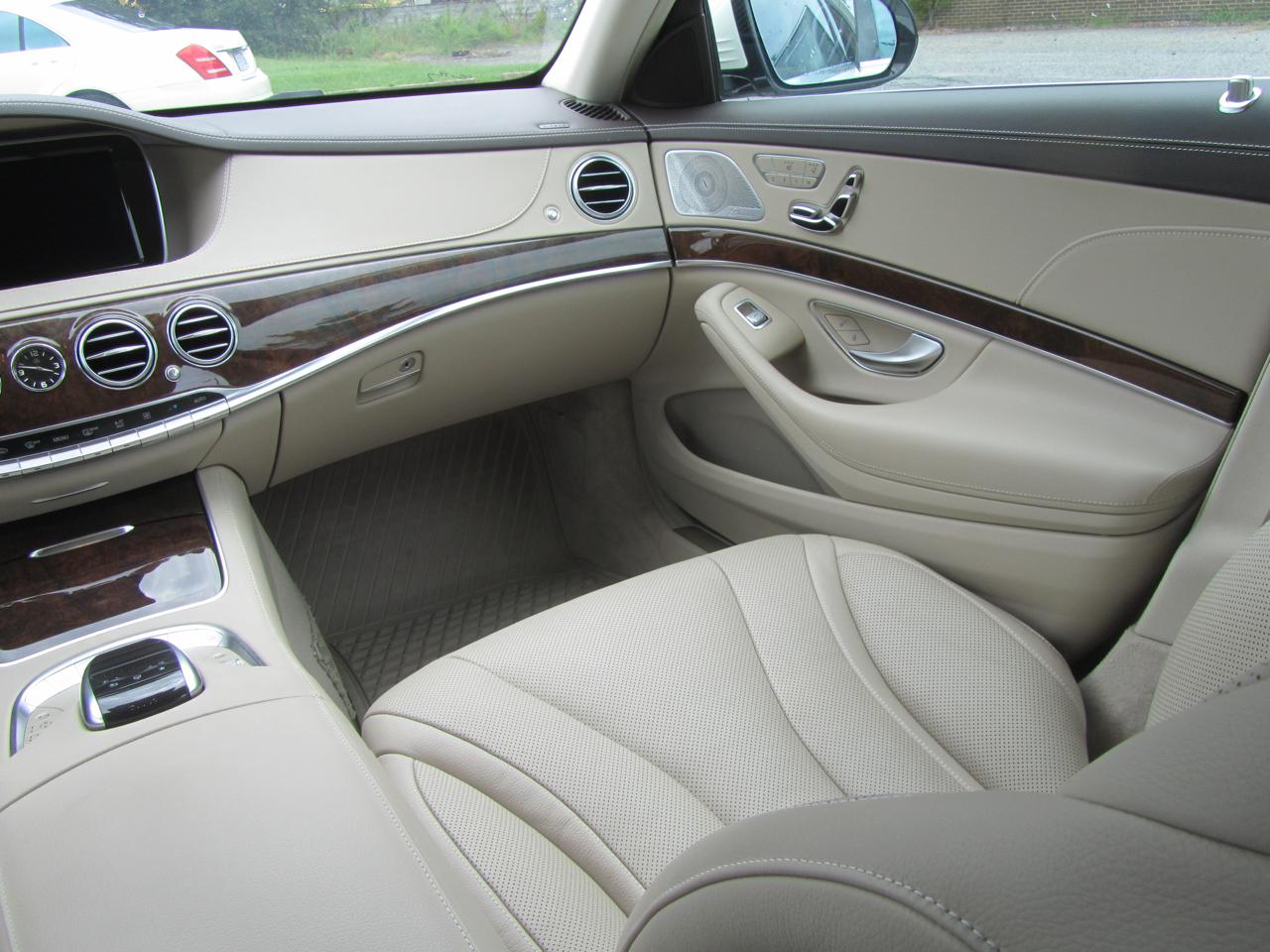 Mercedes-Benz S-Class S550 2015