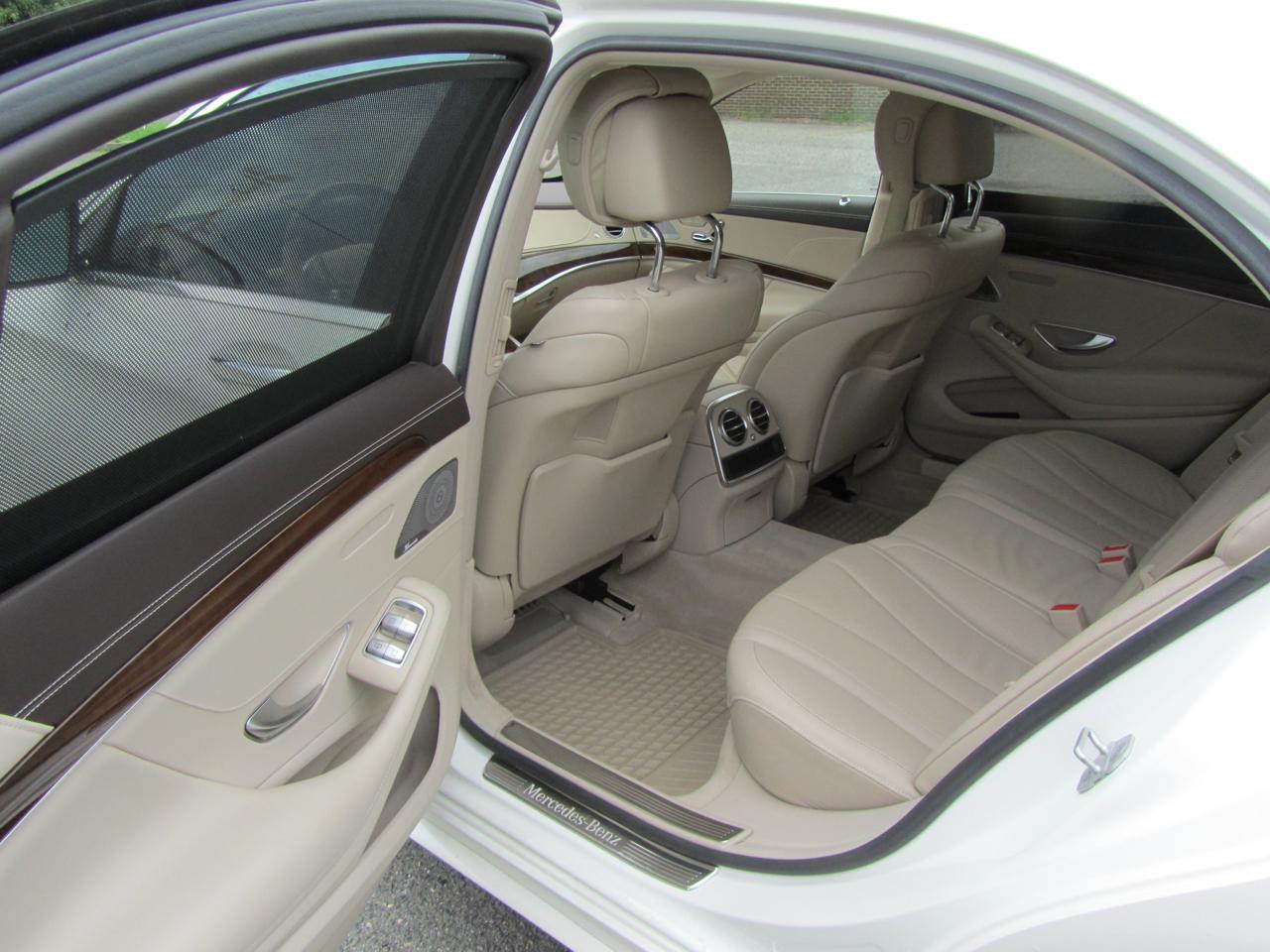 Mercedes-Benz S-Class S550 2015