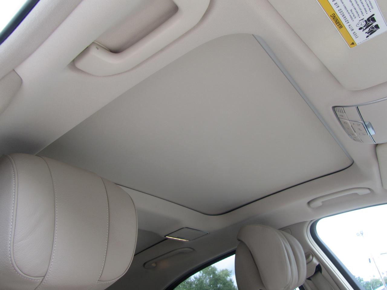 Mercedes-Benz S-Class S550 2015