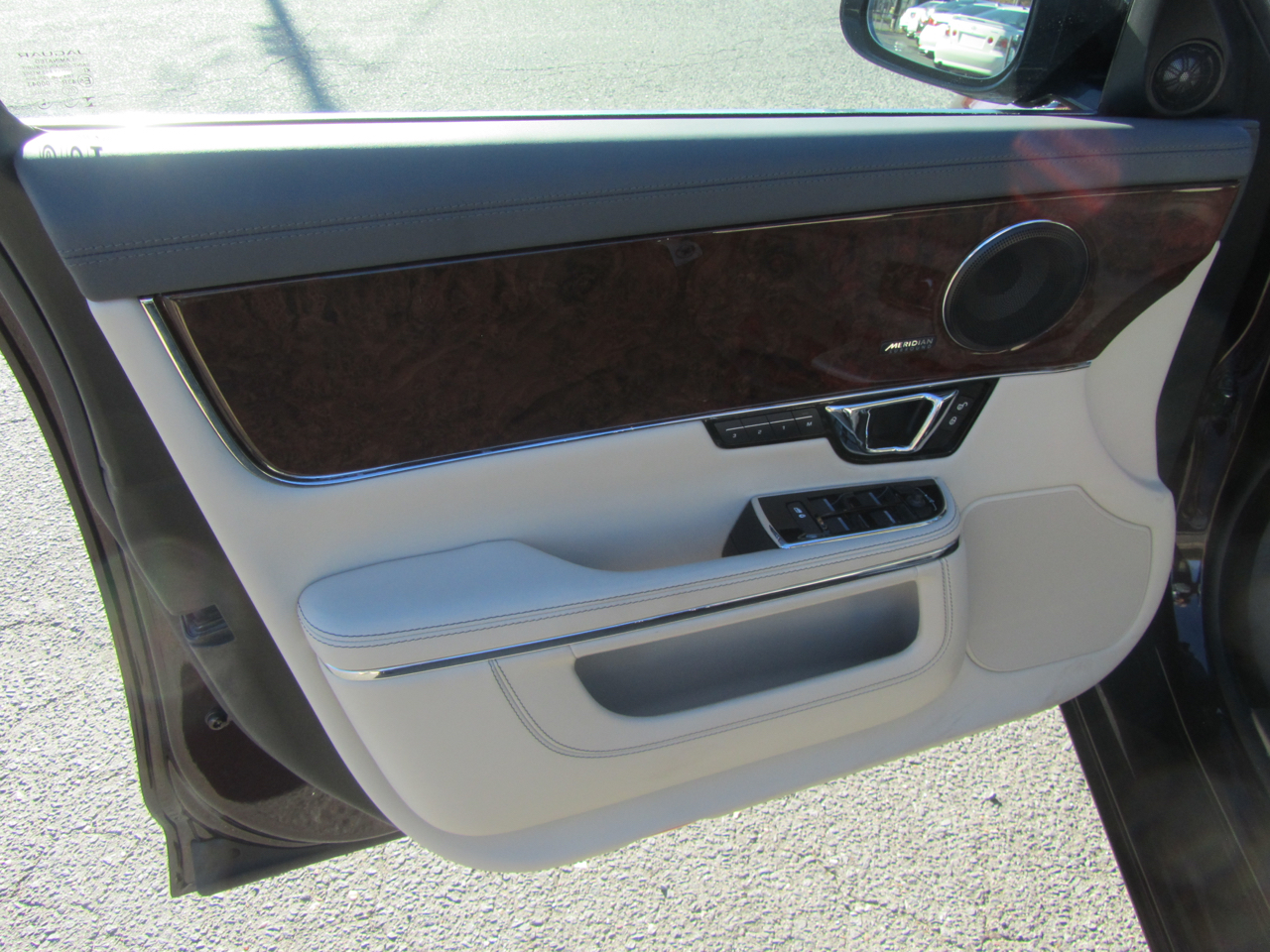 Jaguar XJ-Series XJL Portfolio 2018