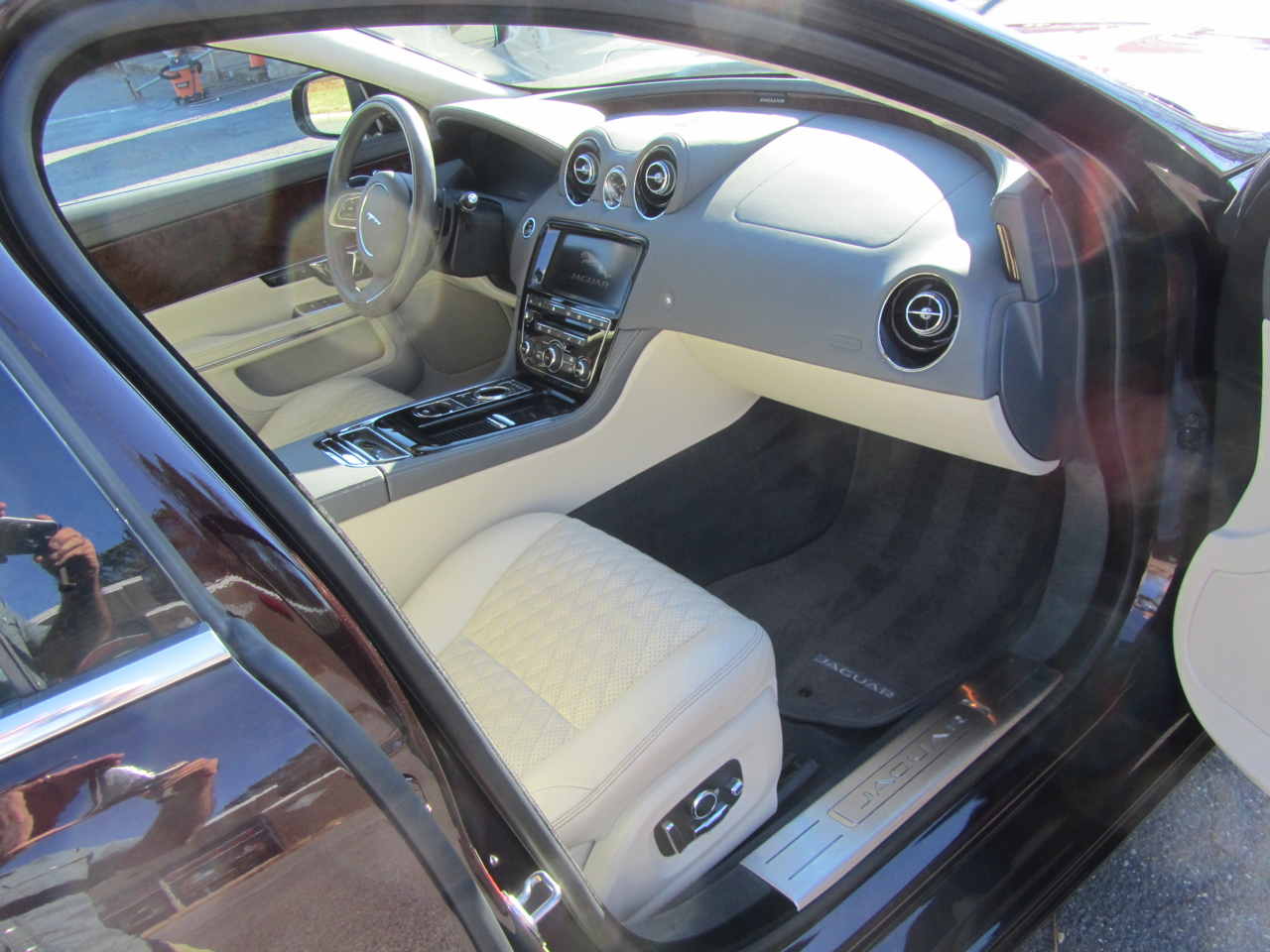 Jaguar XJ-Series XJL Portfolio 2018