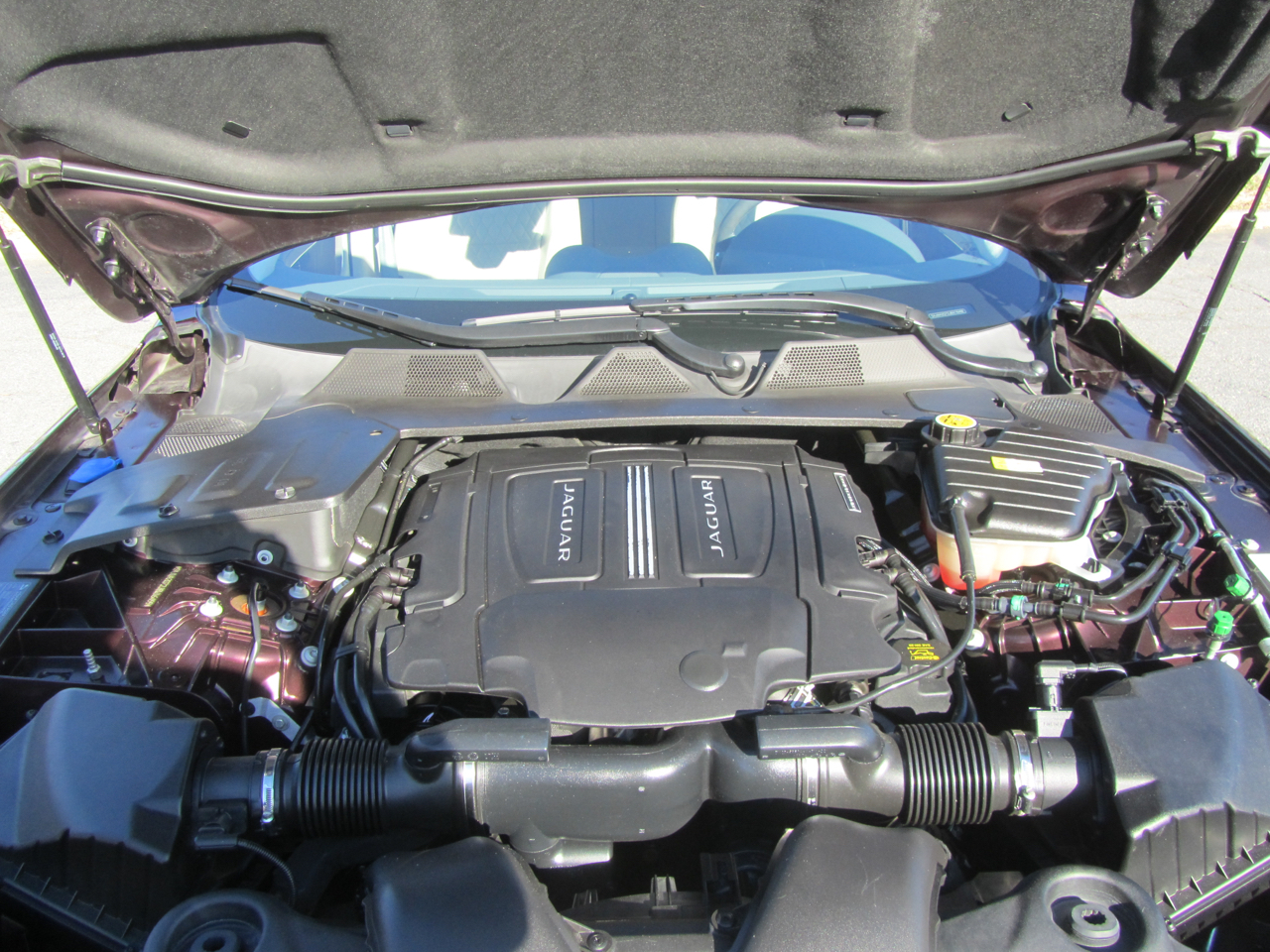 Jaguar XJ-Series XJL Portfolio 2018