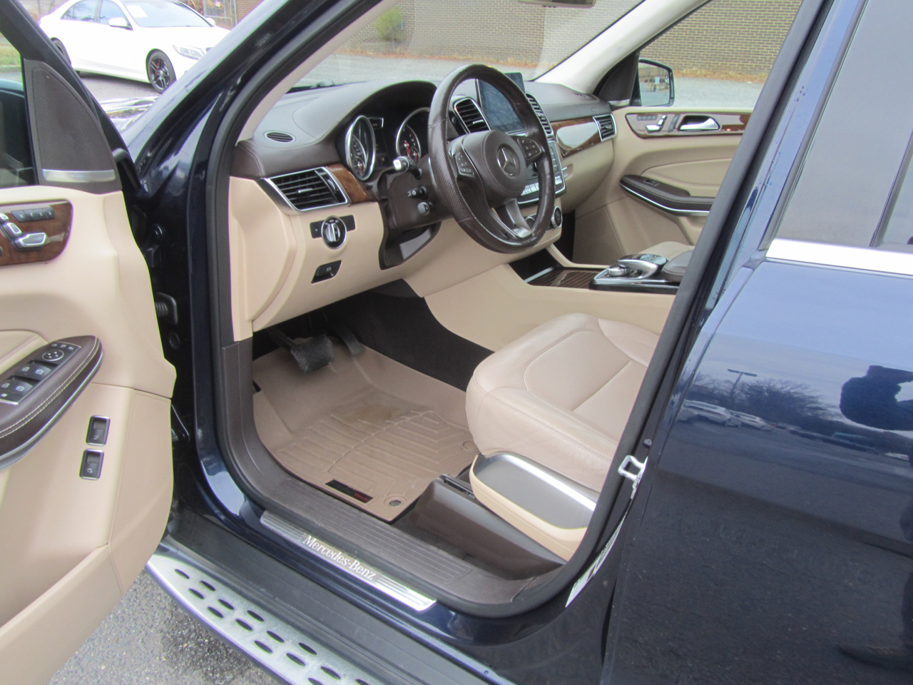 Mercedes-Benz GLS-Class GLS550 4MATIC 2018