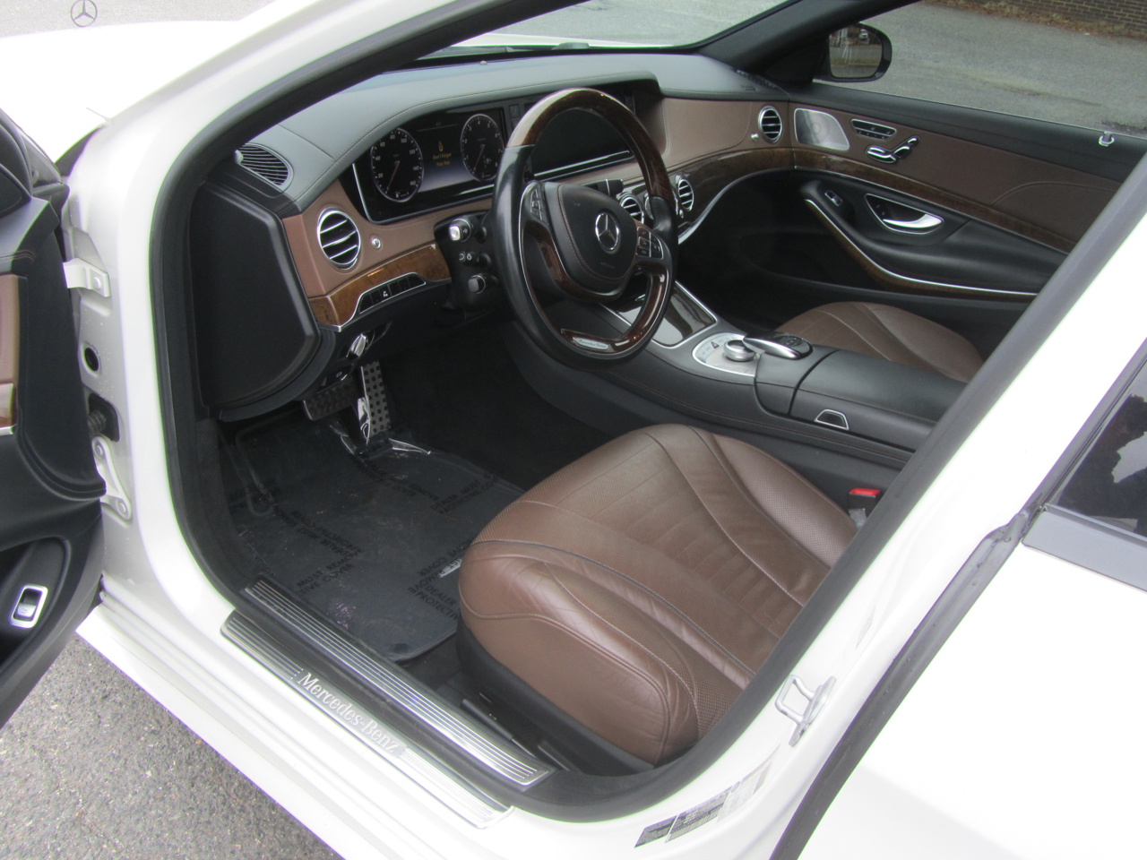 Mercedes-Benz S-Class S550 2015