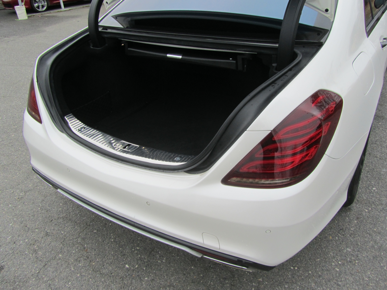 Mercedes-Benz S-Class S550 2015