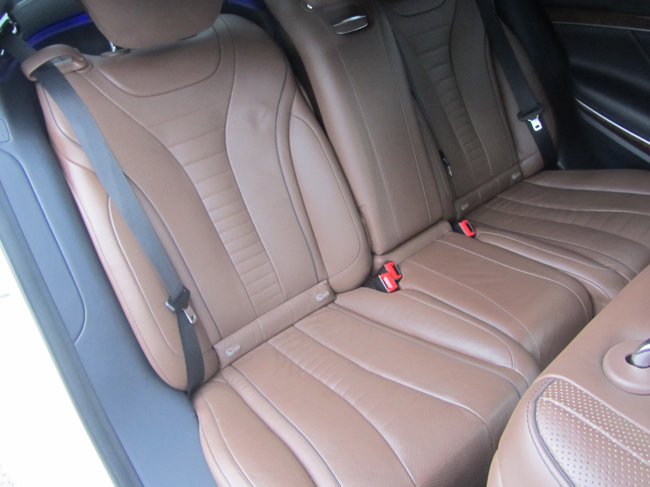 Mercedes-Benz S-Class S550 2015