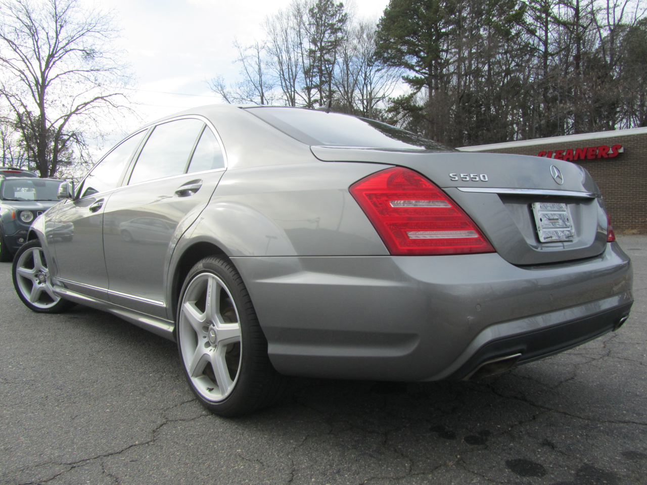 Mercedes-Benz S-Class S550 2012