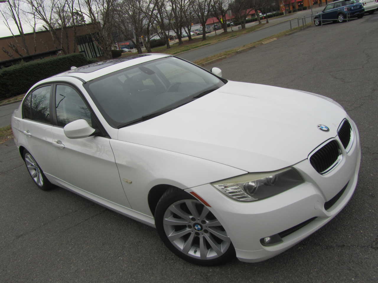 BMW 3-Series  2011