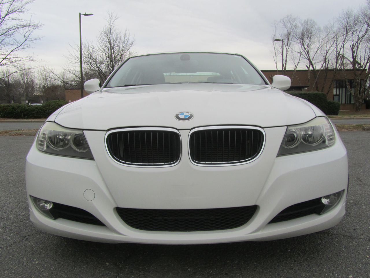 BMW 3-Series  2011