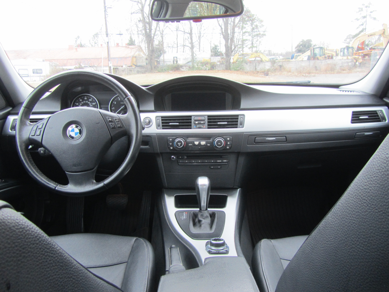 BMW 3-Series  2011