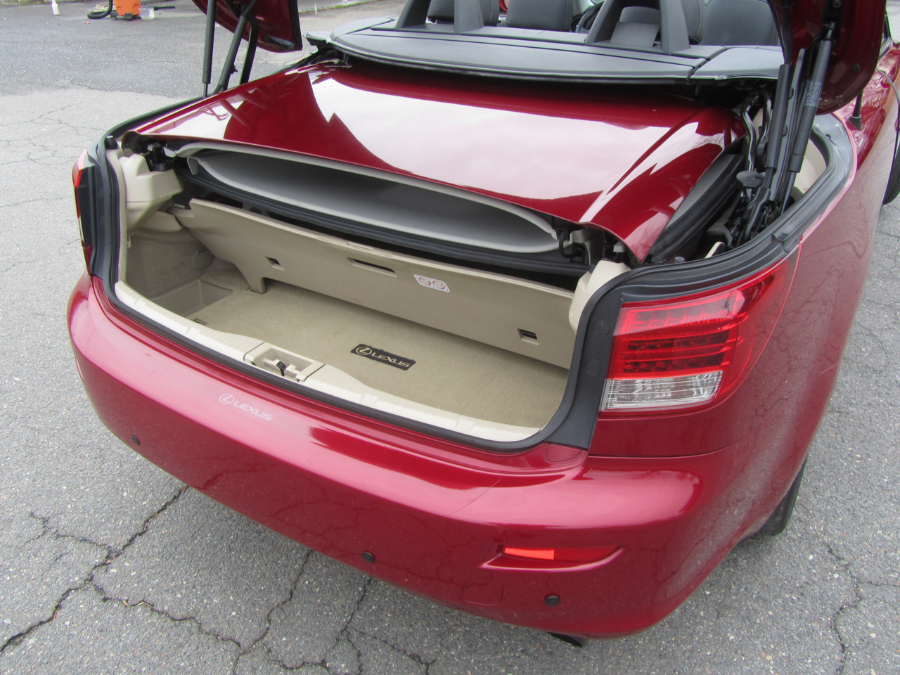 Lexus IS C IS 350C 2010