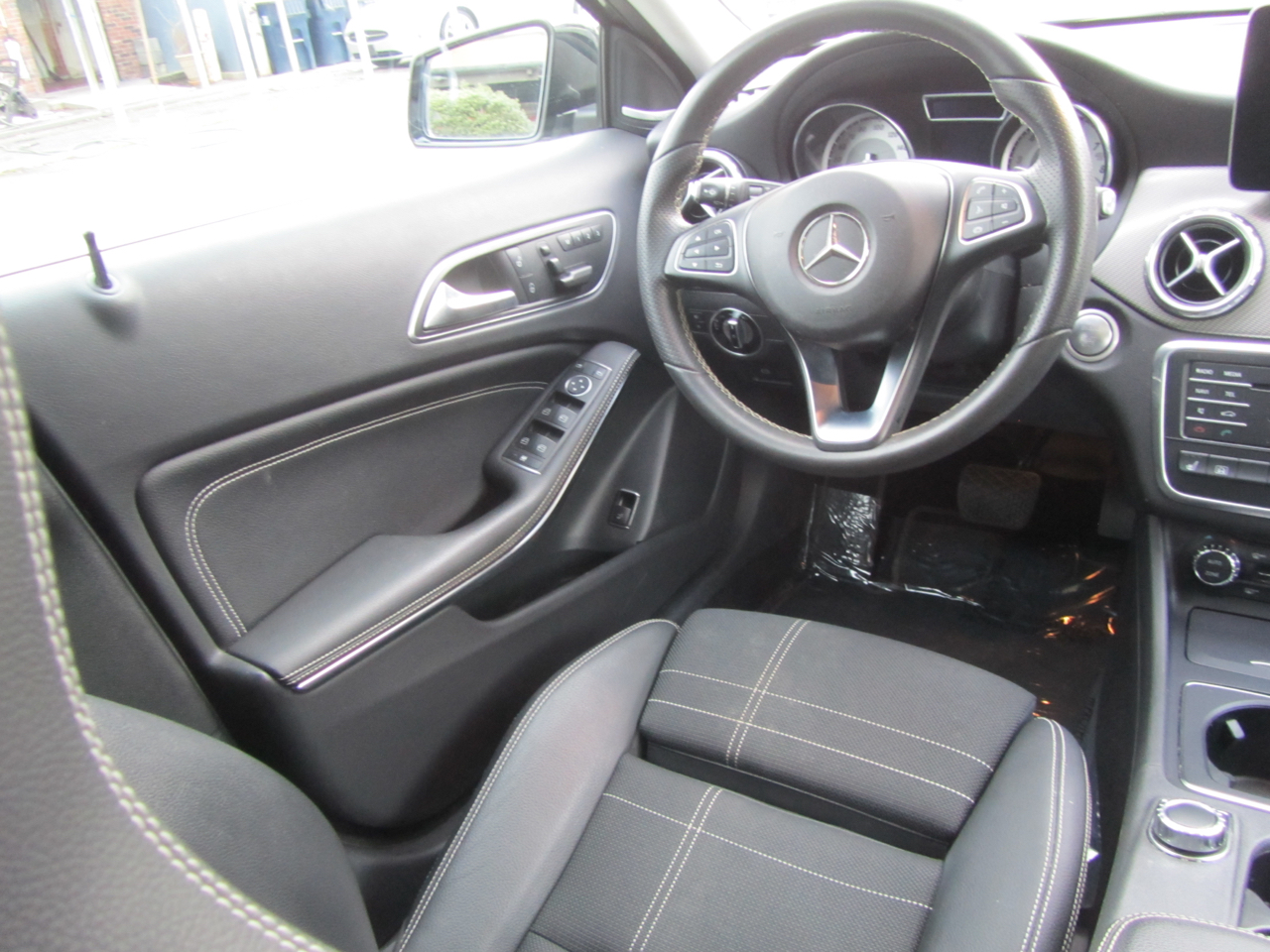 Mercedes-Benz GLA-Class GLA250 4MATIC 2017