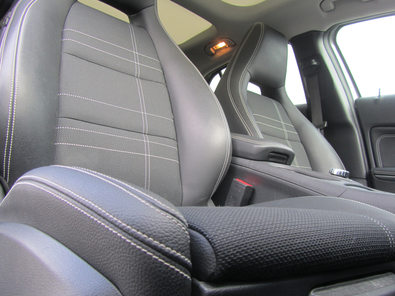 Mercedes-Benz GLA-Class GLA250 4MATIC 2017