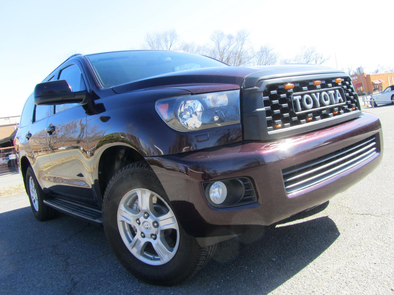 Toyota Sequoia SR5 4.6L 4WD 2012